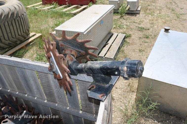 image for item DM9423 (24) Dawn row cleaners