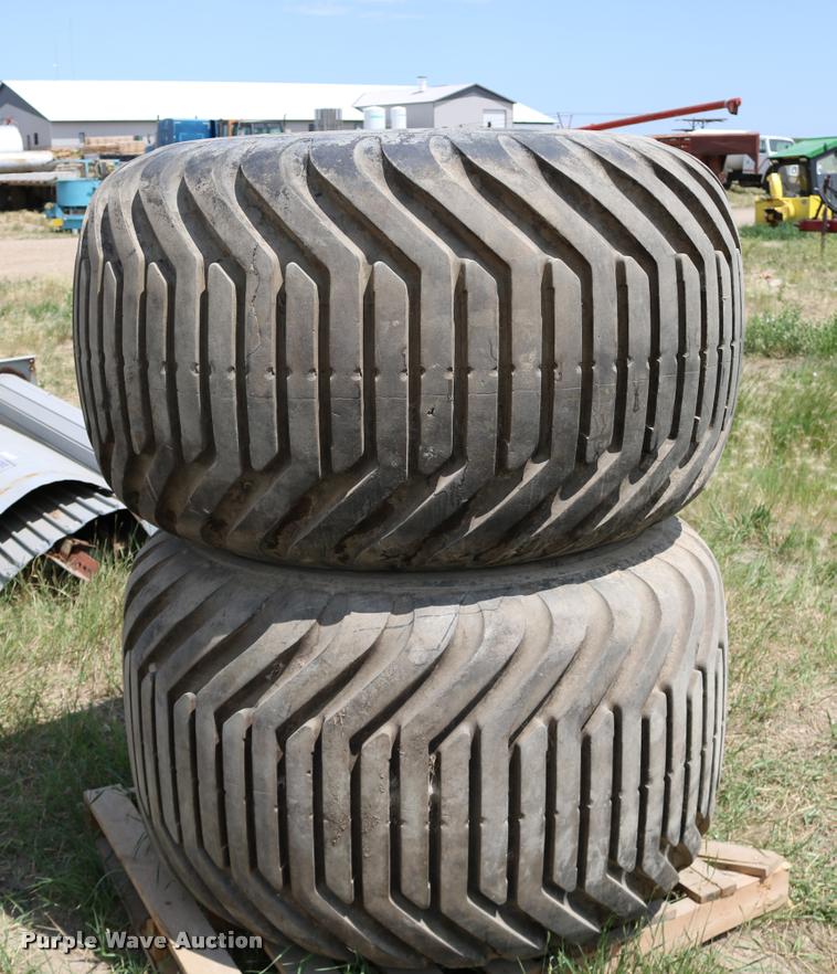 image for item DM9424 (2) Alliance Flotation 328 700/50-22.5 tires and wheels