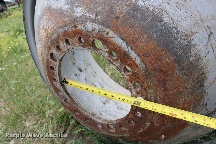 image for item DM9431 20 bolt wheel