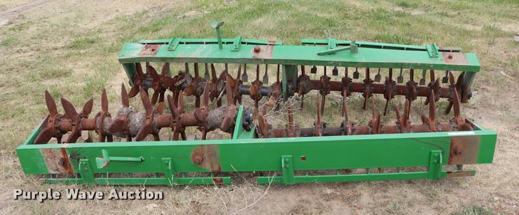 image for item DM9434 (2) 10' kniving spikes