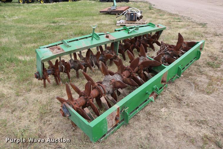 image for item DM9434 (2) 10' kniving spikes