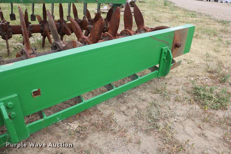 image for item DM9434 (2) 10' kniving spikes