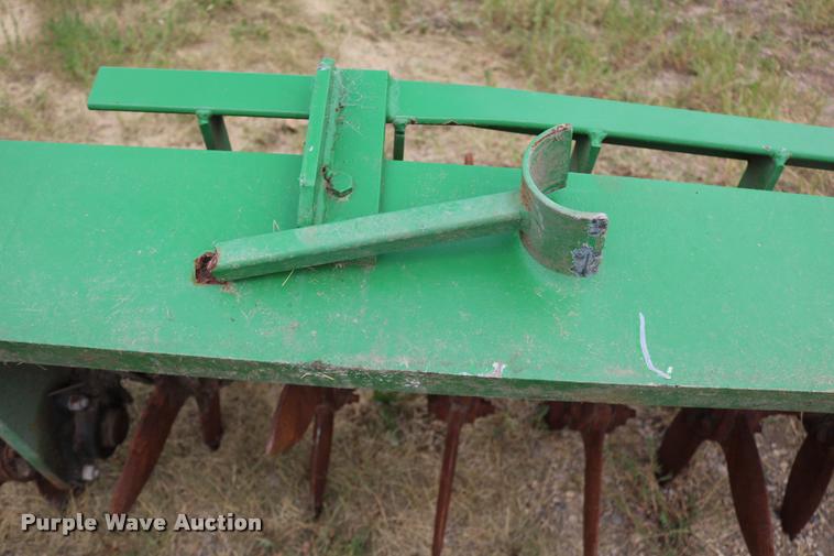 image for item DM9434 (2) 10' kniving spikes