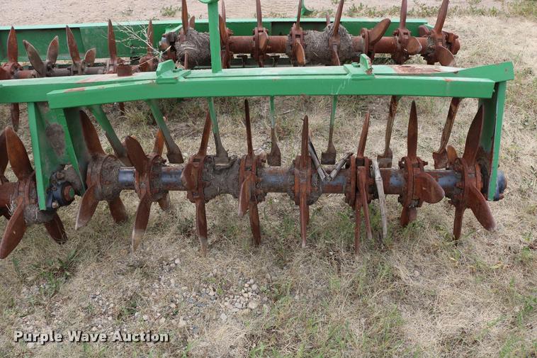 image for item DM9434 (2) 10' kniving spikes