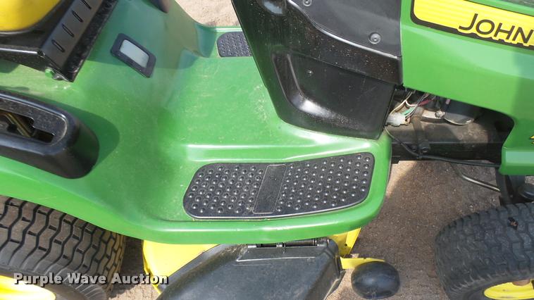 image for item DR9454 John Deere LA100 lawn mower