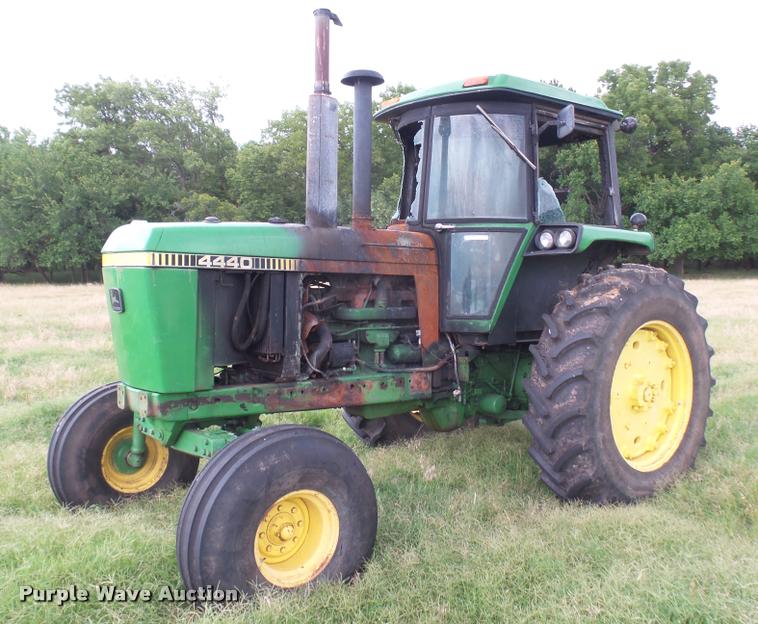 image for item DR9637 1978 John Deere 4440 tractor