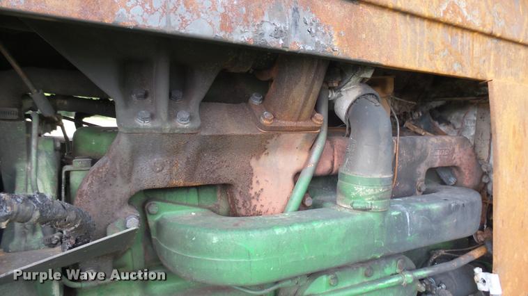 image for item DR9637 1978 John Deere 4440 tractor