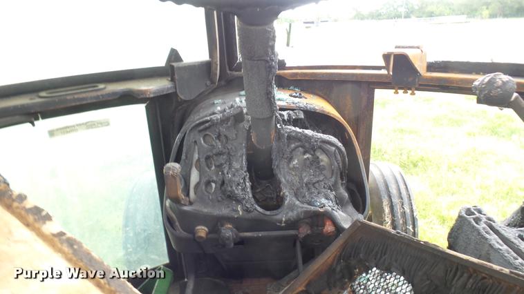 image for item DR9637 1978 John Deere 4440 tractor