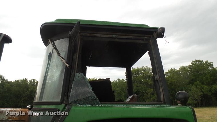 image for item DR9637 1978 John Deere 4440 tractor