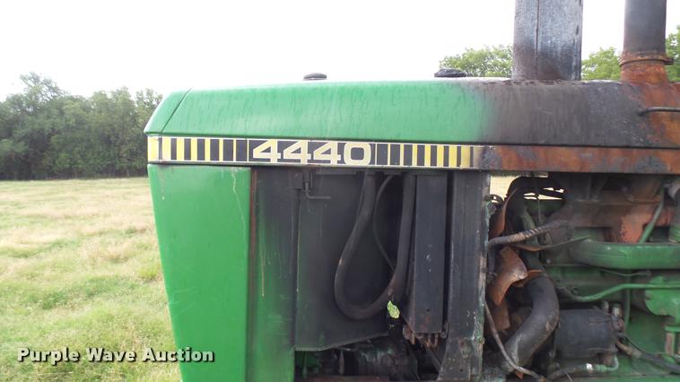image for item DR9637 1978 John Deere 4440 tractor