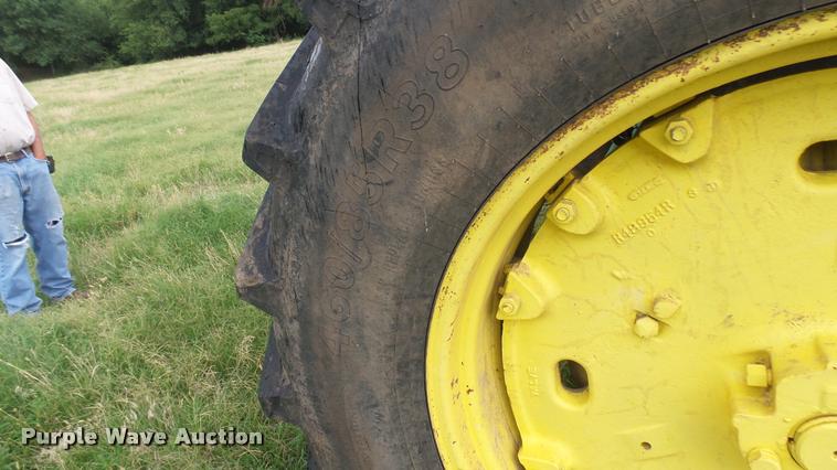 image for item DR9637 1978 John Deere 4440 tractor