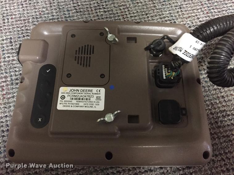 image for item G1256 John Deere StarFire 3000 display and receiver