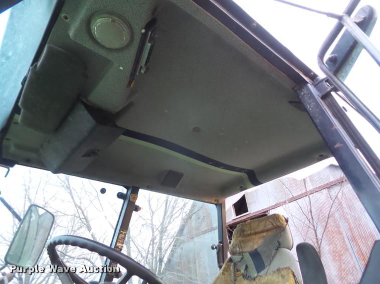 image for item G1339 Deutz Allis 7145 MFWD tractor