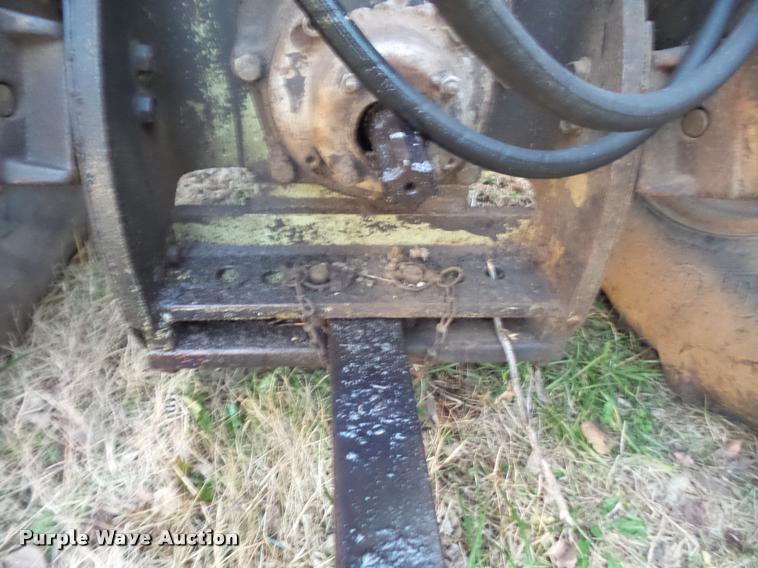 image for item G1339 Deutz Allis 7145 MFWD tractor