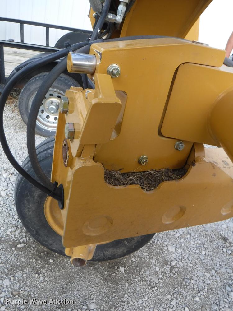 image for item K5921 Vermeer VR1428 hay rake