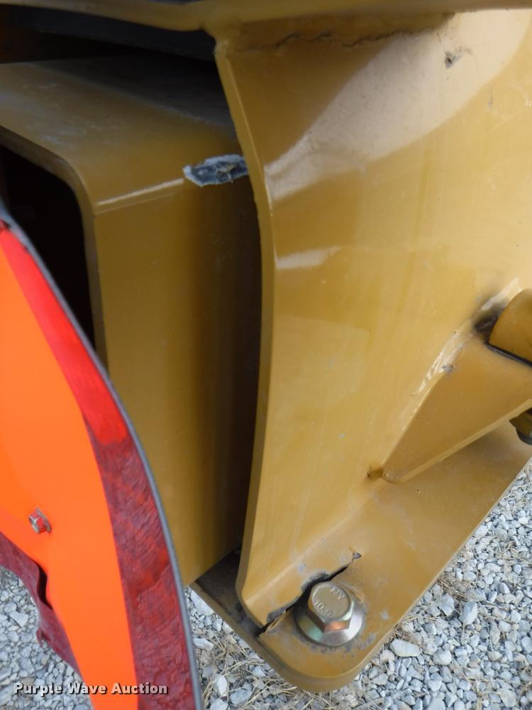 image for item K5921 Vermeer VR1428 hay rake