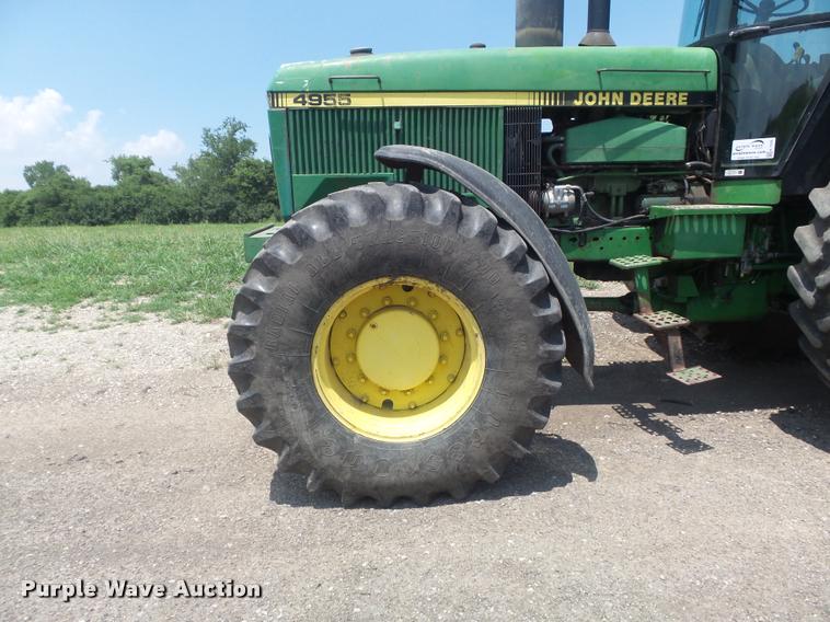 image for item K7529 1990 John Deere 4955 MFWD tractor