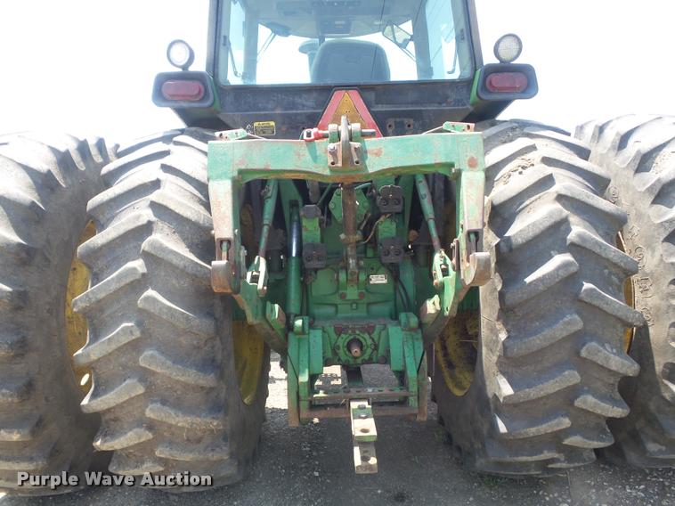 image for item K7529 1990 John Deere 4955 MFWD tractor