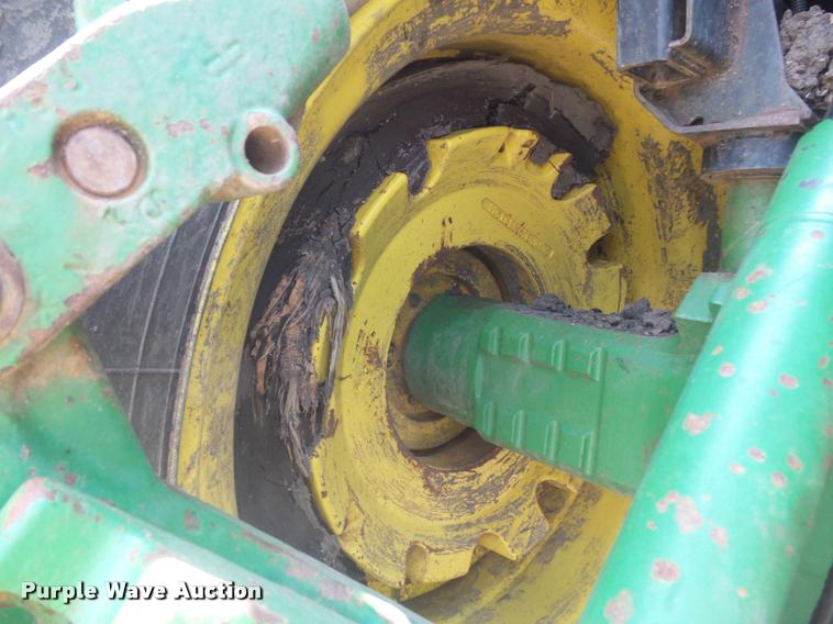 image for item K7529 1990 John Deere 4955 MFWD tractor