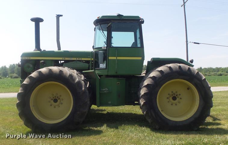 image for item K7533 1977 John Deere 8630 4WD tractor