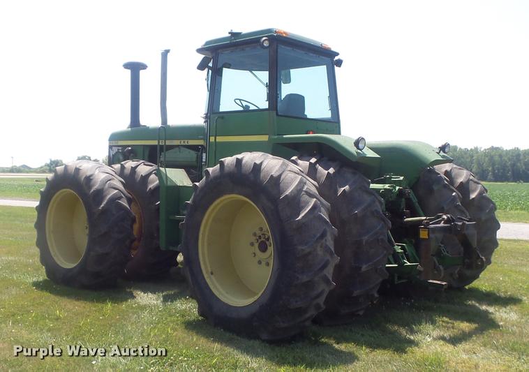 image for item K7533 1977 John Deere 8630 4WD tractor