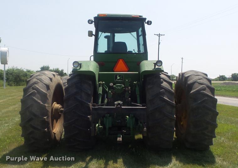 image for item K7533 1977 John Deere 8630 4WD tractor