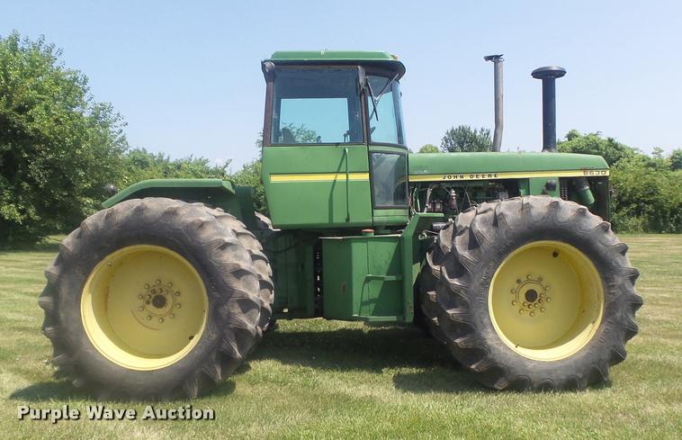 image for item K7533 1977 John Deere 8630 4WD tractor