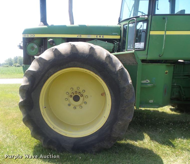 image for item K7533 1977 John Deere 8630 4WD tractor