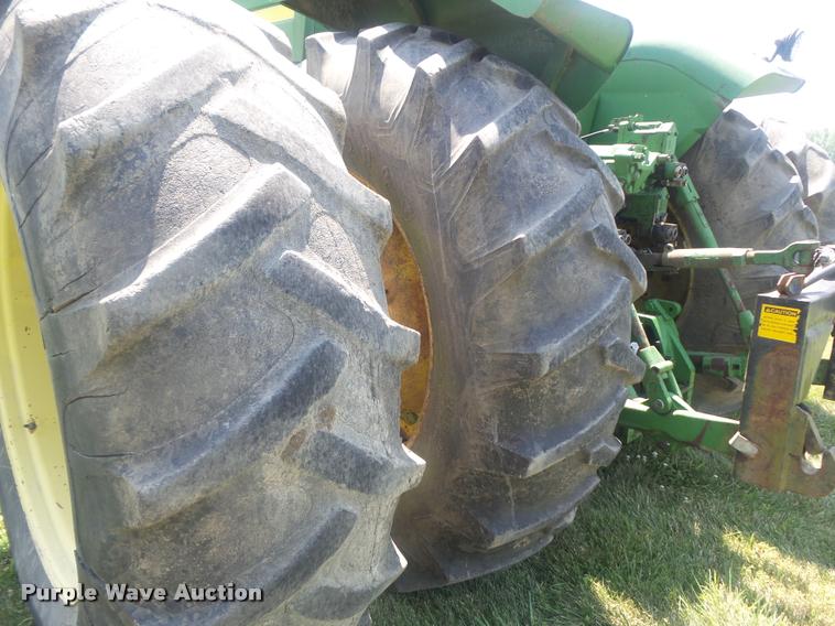image for item K7533 1977 John Deere 8630 4WD tractor