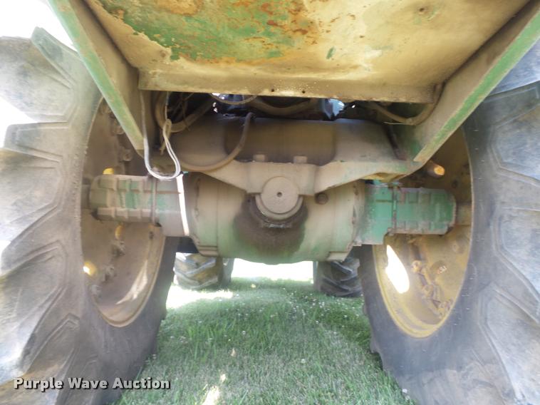 image for item K7533 1977 John Deere 8630 4WD tractor