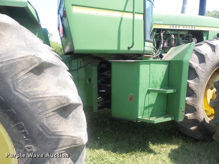 image for item K7533 1977 John Deere 8630 4WD tractor
