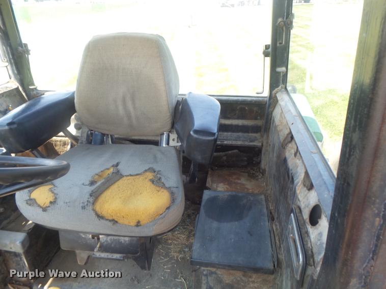 image for item K7533 1977 John Deere 8630 4WD tractor