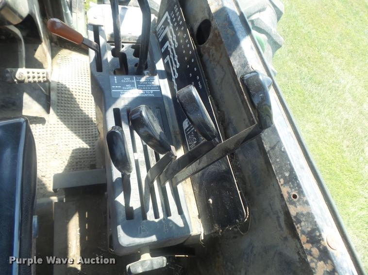 image for item K7533 1977 John Deere 8630 4WD tractor