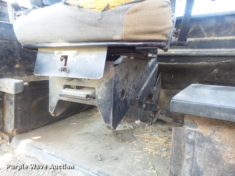 image for item K7533 1977 John Deere 8630 4WD tractor