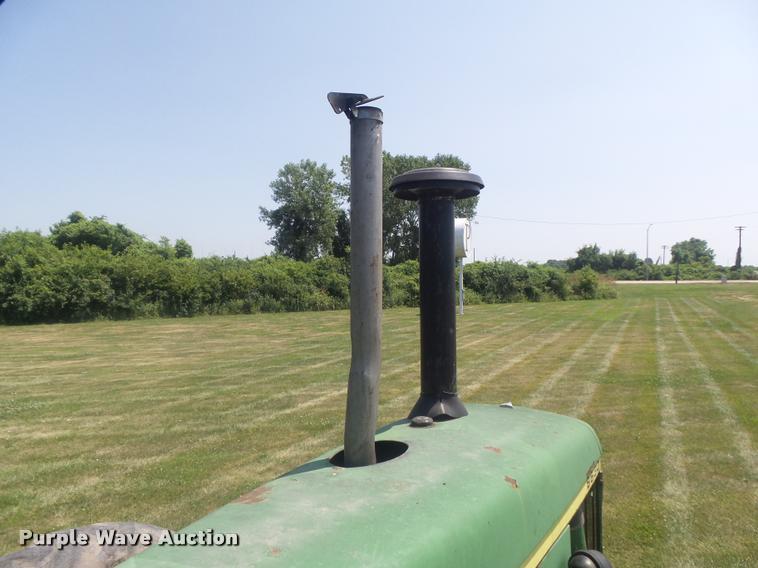 image for item K7533 1977 John Deere 8630 4WD tractor