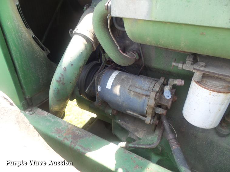 image for item K7533 1977 John Deere 8630 4WD tractor