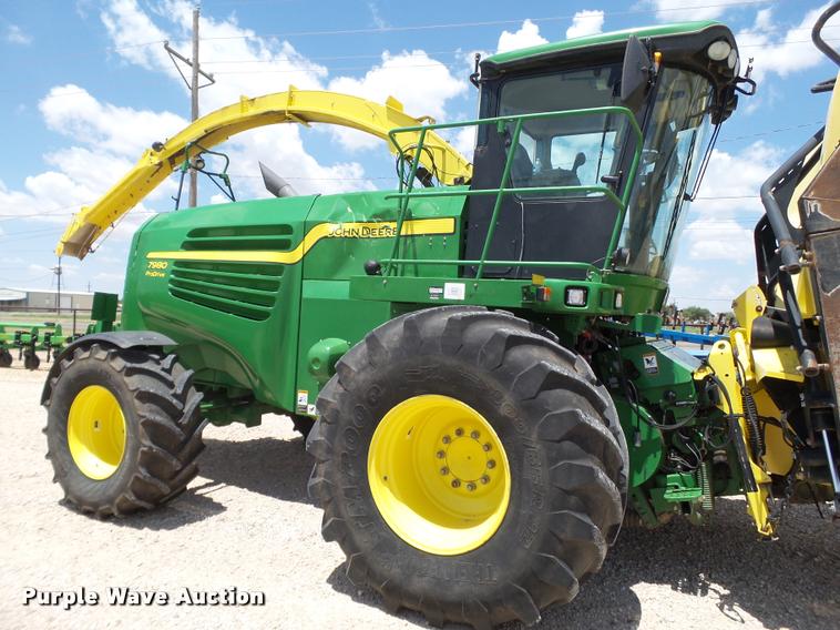 image for item L6649 2014 John Deere 7980 forage harvester