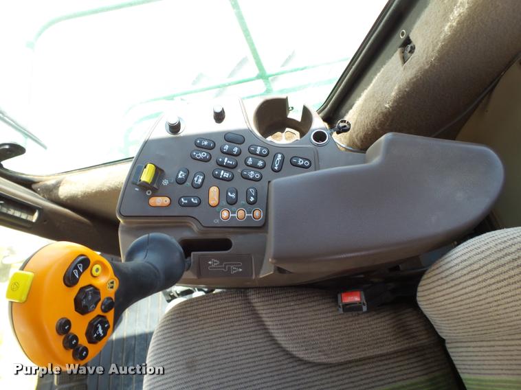 image for item L6649 2014 John Deere 7980 forage harvester