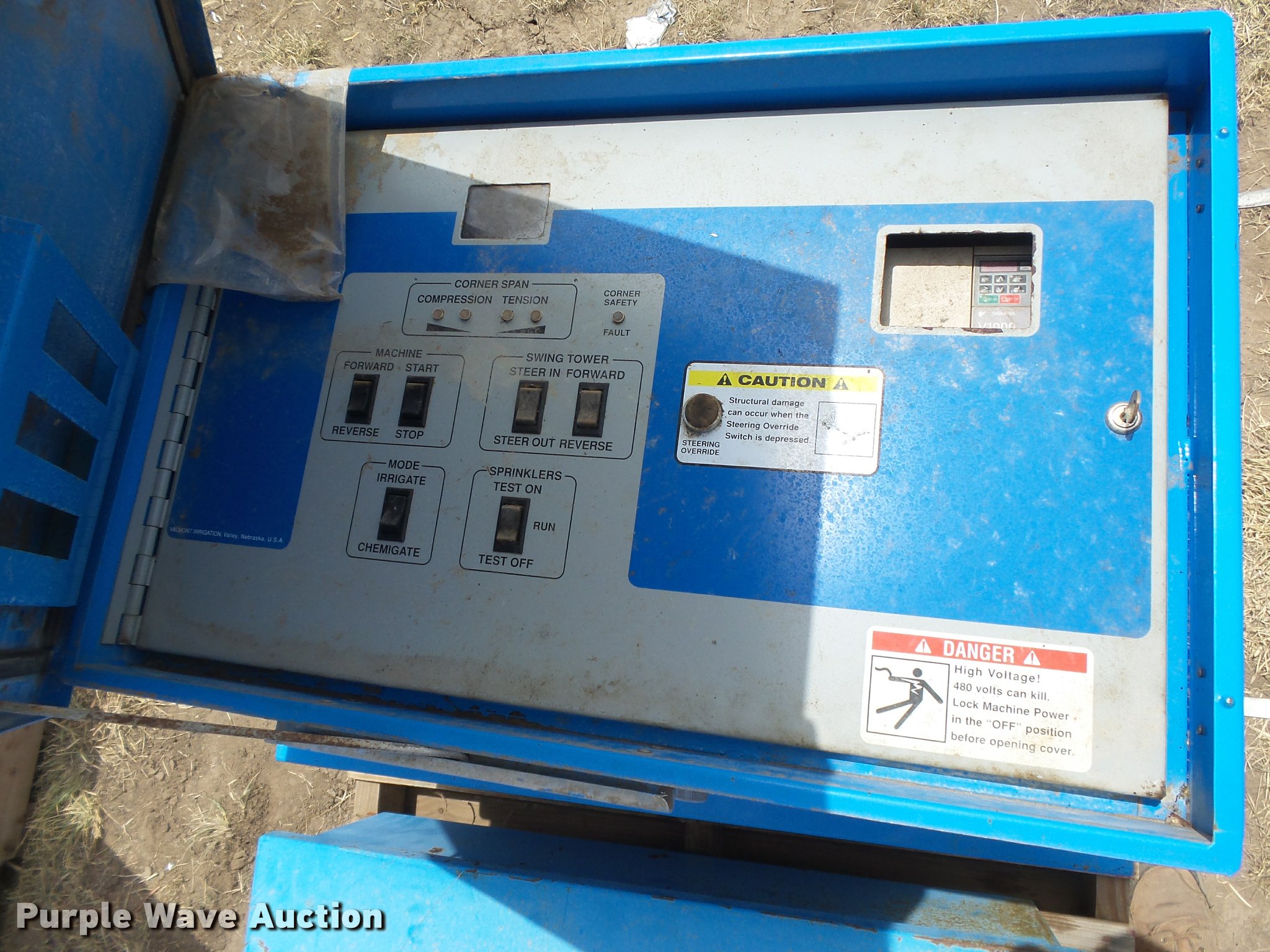 (3) Valley center pivot control boxes in Sublette, KS | Item DE9120 ...