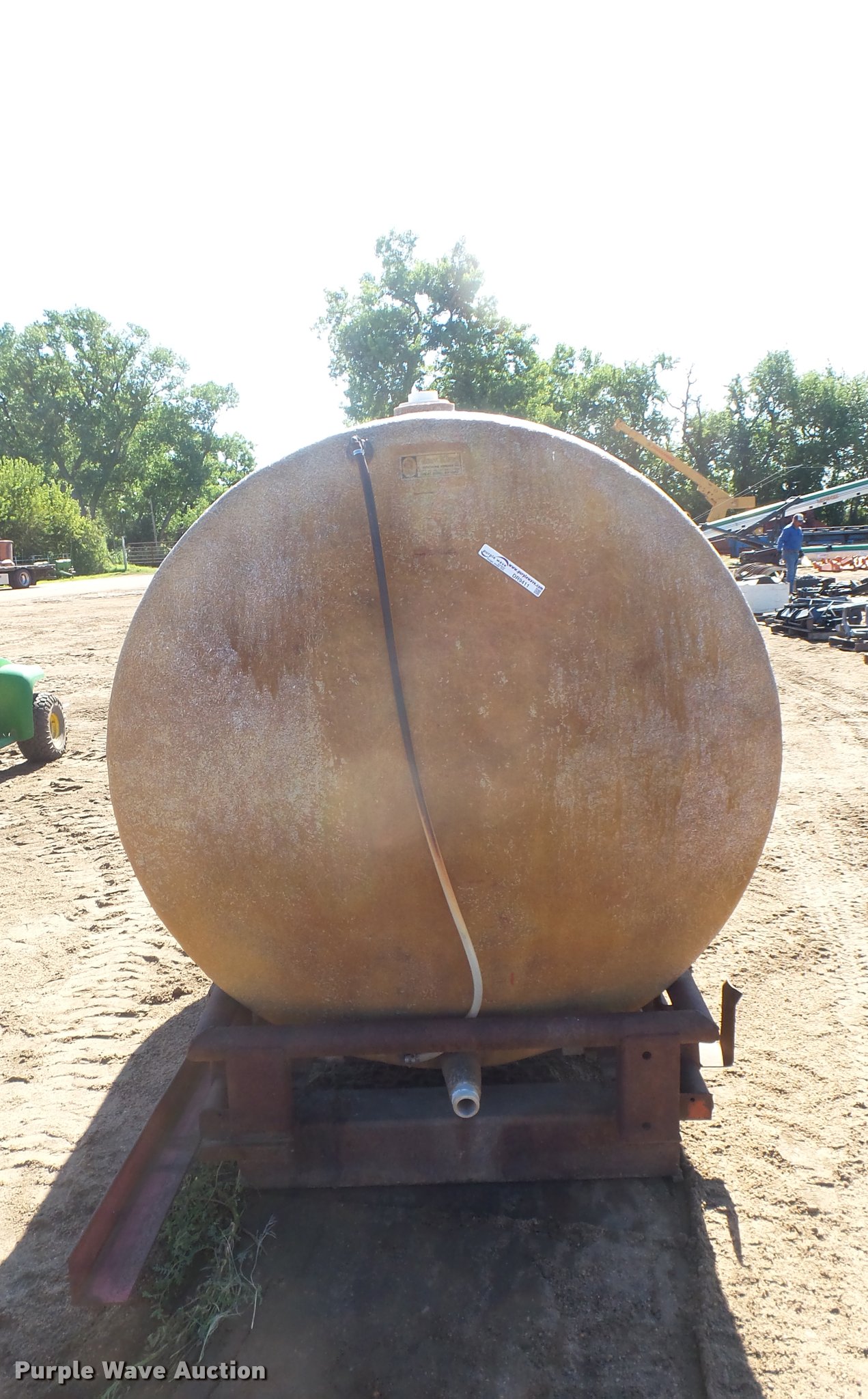 Fiberglass tank in Kinsley, KS Item DR9411 sold Purple Wave