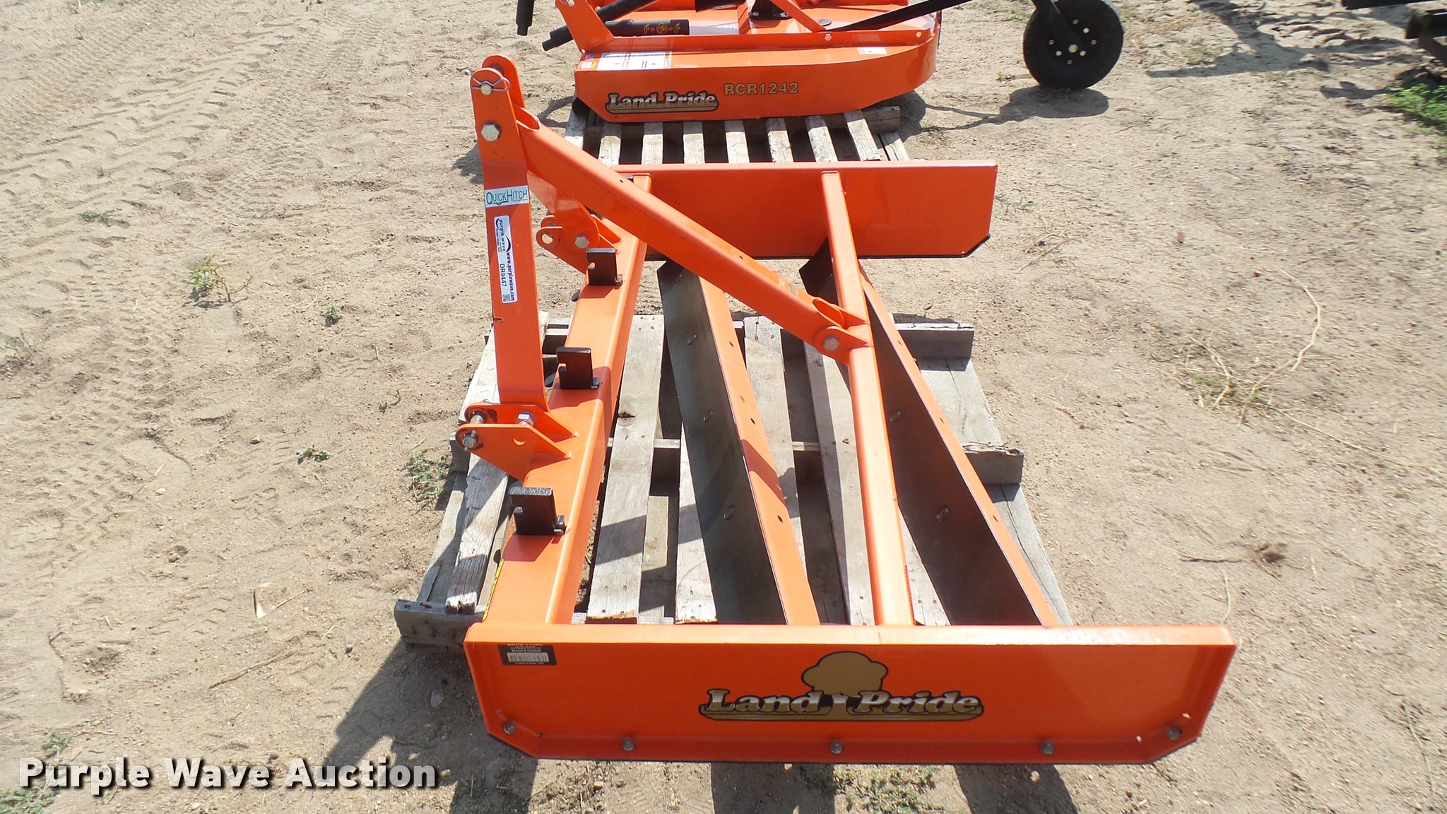 Land Pride GS0560 grading scraper in Kinsley, KS Item DR9447 sold Purple Wave