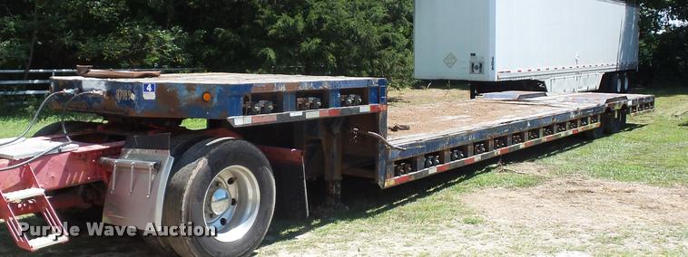 image for item CA9055 1993 Landoll drop deck trailer