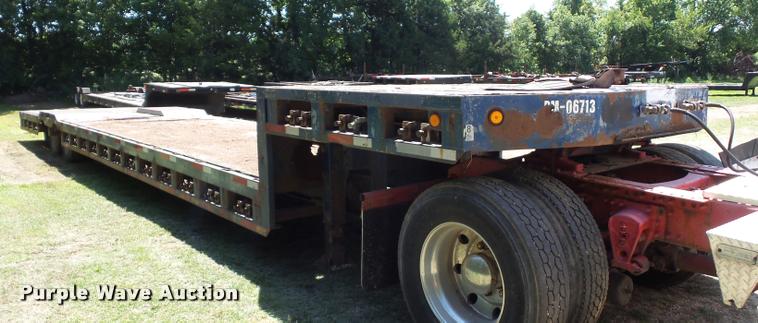 image for item CA9055 1993 Landoll drop deck trailer