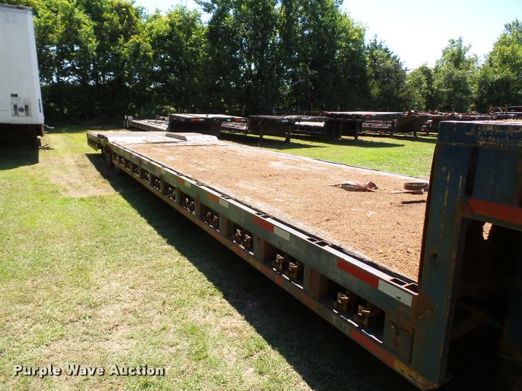 image for item CA9055 1993 Landoll drop deck trailer