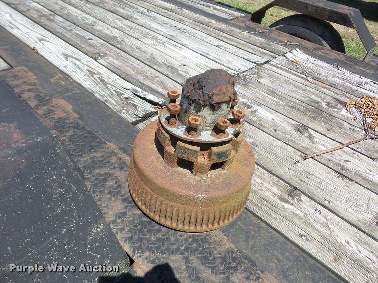 image for item CA9056 1989 drop deck trailer