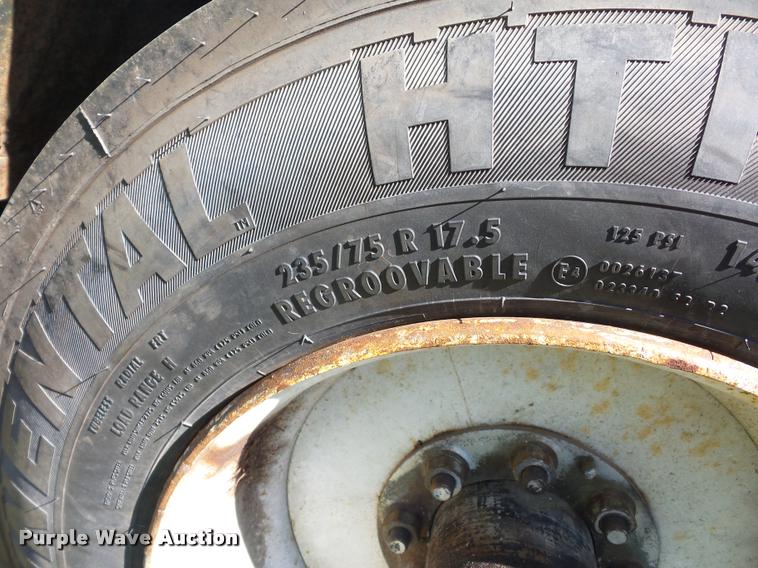 image for item CA9056 1989 drop deck trailer