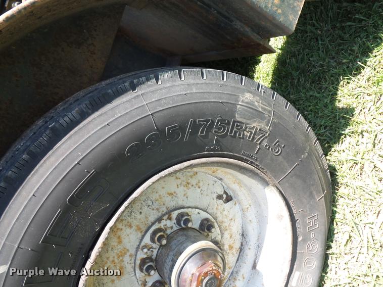 image for item CA9059 1992 drop deck trailer