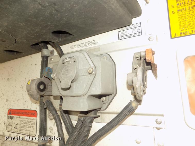 image for item DA3036 2014 Utility 3000R refrigerated van trailer