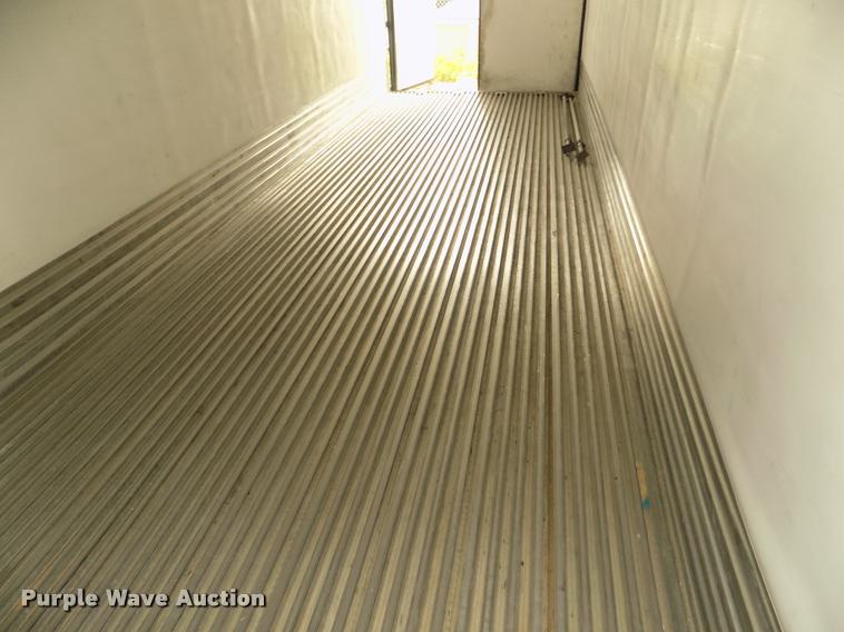 image for item DA3036 2014 Utility 3000R refrigerated van trailer