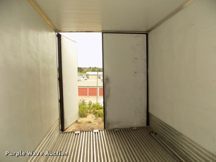 image for item DA3036 2014 Utility 3000R refrigerated van trailer
